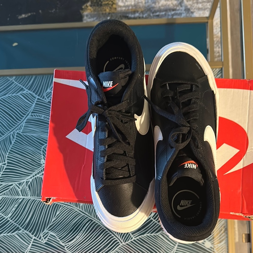 New Nike “Court Legacy Lift” Black and White Sneakers, size 10M